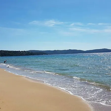 Les Ilets De L'eau Blanche 아파트 카발레르쉬르메르